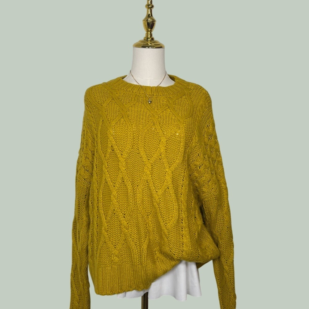 forever 21 yellow mustard cable knit sweater crewneck cottagecore preppy winter